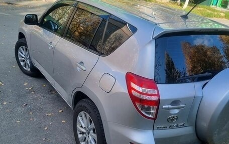 Toyota RAV4, 2011 год, 1 650 000 рублей, 4 фотография