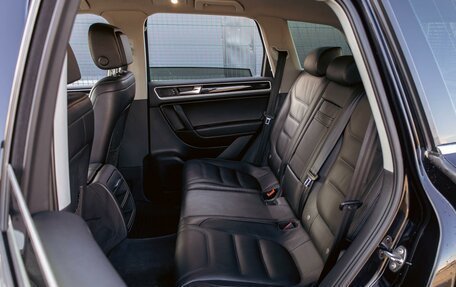 Volkswagen Touareg III, 2014 год, 1 695 000 рублей, 16 фотография
