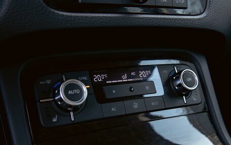 Volkswagen Touareg III, 2014 год, 1 695 000 рублей, 14 фотография