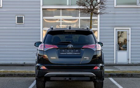 Toyota RAV4, 2019 год, 1 995 000 рублей, 5 фотография