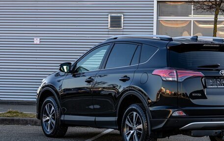 Toyota RAV4, 2019 год, 1 995 000 рублей, 9 фотография