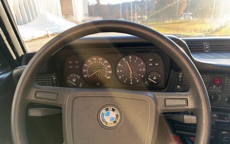BMW 3 серия, 1982 год, 830 000 рублей, 17 фотография