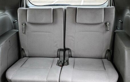 Toyota ISis I, 2009 год, 1 119 000 рублей, 11 фотография