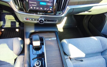Volvo V90 Cross Country I рестайлинг, 2021 год, 5 050 000 рублей, 10 фотография