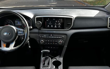 KIA Sportage IV рестайлинг, 2020 год, 2 550 000 рублей, 7 фотография
