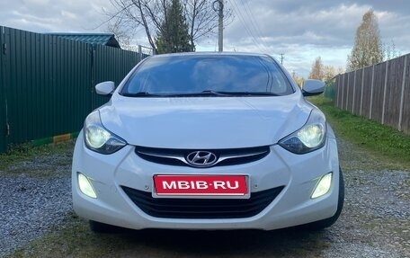 Hyundai Elantra V, 2011 год, 570 000 рублей, 1 фотография