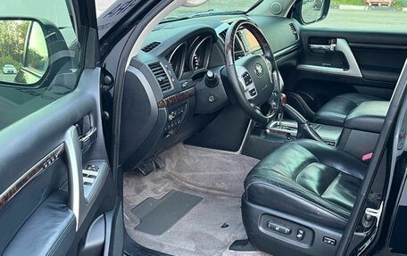 Toyota Land Cruiser 200, 2012 год, 3 200 000 рублей, 8 фотография