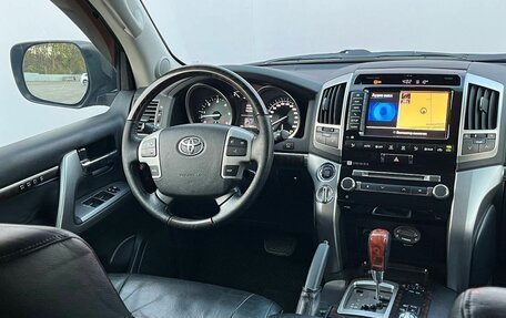 Toyota Land Cruiser 200, 2012 год, 3 200 000 рублей, 11 фотография