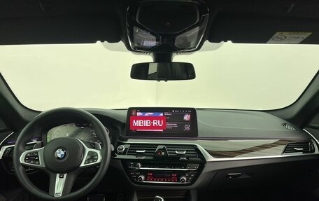 BMW 5 серия, 2023 год, 6 950 000 рублей, 9 фотография