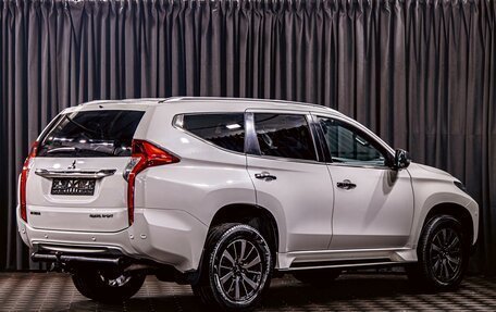 Mitsubishi Pajero Sport III рестайлинг, 2017 год, 2 295 000 рублей, 6 фотография