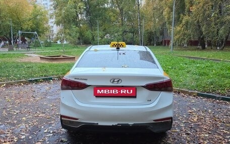 Hyundai Solaris II рестайлинг, 2019 год, 730 000 рублей, 4 фотография