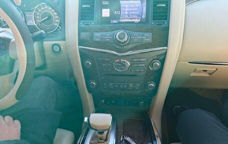 Infiniti QX56, 2012 год, 2 150 000 рублей, 13 фотография