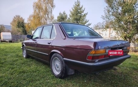 BMW 5 серия, 1985 год, 655 000 рублей, 8 фотография