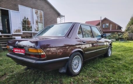 BMW 5 серия, 1985 год, 655 000 рублей, 6 фотография