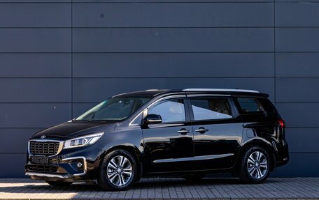 KIA Carnival III, 2019 год, 2 295 000 рублей, 1 фотография