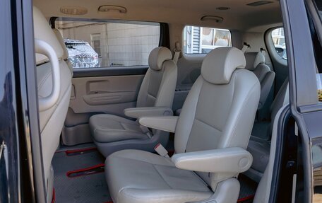 KIA Carnival III, 2019 год, 2 295 000 рублей, 19 фотография