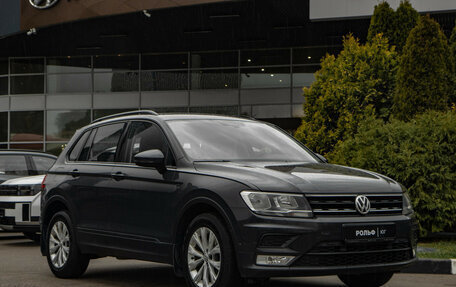 Volkswagen Tiguan II, 2017 год, 1 963 000 рублей, 2 фотография