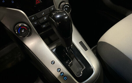 Chevrolet Cruze II, 2012 год, 800 000 рублей, 13 фотография