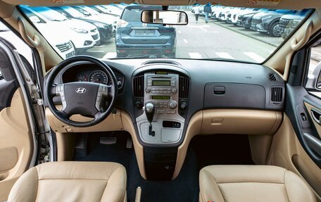 Hyundai Grand Starex Grand Starex I рестайлинг 2, 2014 год, 1 755 000 рублей, 16 фотография