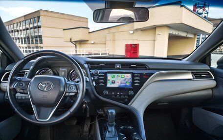 Toyota Camry, 2017 год, 2 320 000 рублей, 12 фотография