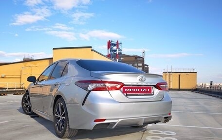 Toyota Camry, 2017 год, 2 320 000 рублей, 9 фотография