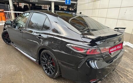 Toyota Camry, 2021 год, 2 800 000 рублей, 5 фотография