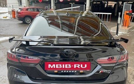 Toyota Camry, 2021 год, 2 800 000 рублей, 4 фотография