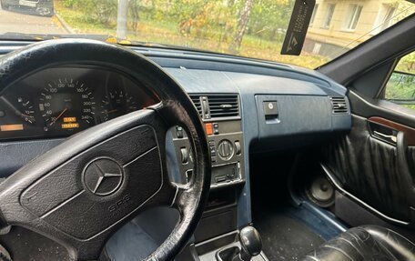Mercedes-Benz C-Класс, 1993 год, 280 000 рублей, 6 фотография