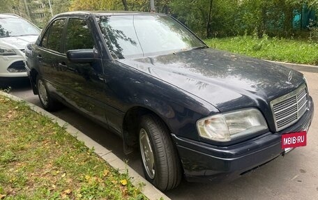 Mercedes-Benz C-Класс, 1993 год, 280 000 рублей, 2 фотография