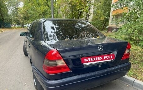 Mercedes-Benz C-Класс, 1993 год, 280 000 рублей, 5 фотография
