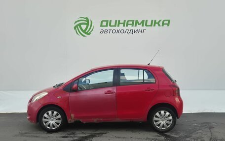 Toyota Yaris III рестайлинг, 2008 год, 335 000 рублей, 8 фотография