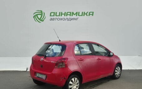 Toyota Yaris III рестайлинг, 2008 год, 335 000 рублей, 5 фотография