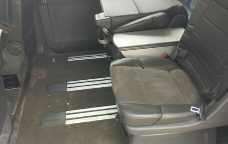 Volkswagen Multivan T5, 2007 год, 1 000 000 рублей, 6 фотография