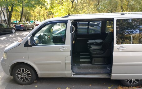 Volkswagen Multivan T5, 2007 год, 1 000 000 рублей, 2 фотография