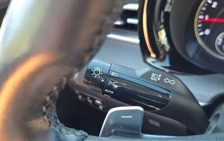 KIA K5, 2021 год, 2 260 000 рублей, 13 фотография