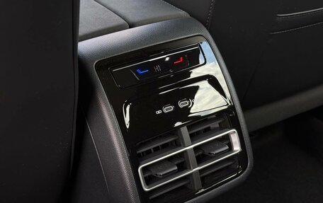 Volkswagen Tiguan, 2026 год, 4 750 000 рублей, 34 фотография