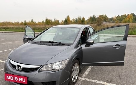 Honda Civic VIII, 2010 год, 1 200 000 рублей, 2 фотография
