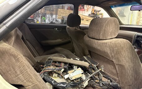 Nissan Laurel VIII, 1997 год, 230 000 рублей, 10 фотография