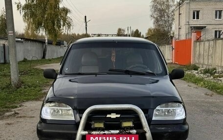 Chevrolet Niva I рестайлинг, 2004 год, 240 000 рублей, 6 фотография