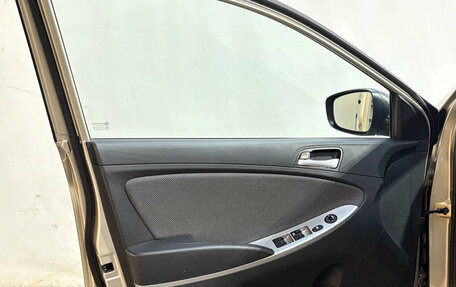 Hyundai Solaris II рестайлинг, 2011 год, 730 000 рублей, 5 фотография