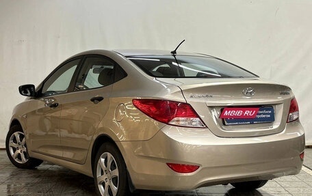 Hyundai Solaris II рестайлинг, 2011 год, 730 000 рублей, 3 фотография