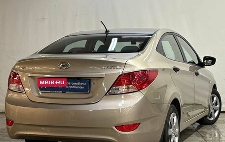 Hyundai Solaris II рестайлинг, 2011 год, 730 000 рублей, 4 фотография