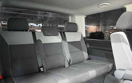 Volkswagen Multivan T5, 2011 год, 2 349 900 рублей, 10 фотография