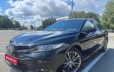 Toyota Camry, 2019 год, 2 850 000 рублей, 1 фотография
