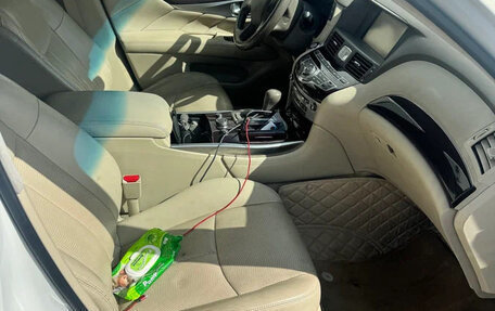 Infiniti Q70 I, 2015 год, 2 250 000 рублей, 6 фотография