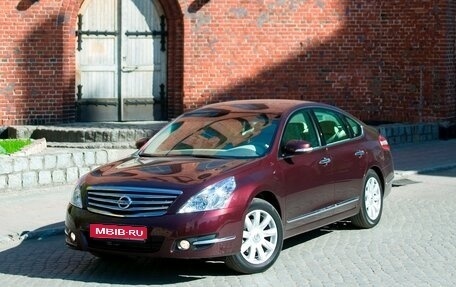 Nissan Teana, 2010 год, 825 000 рублей, 1 фотография