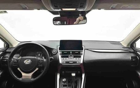 Lexus NX I, 2021 год, 4 090 000 рублей, 7 фотография
