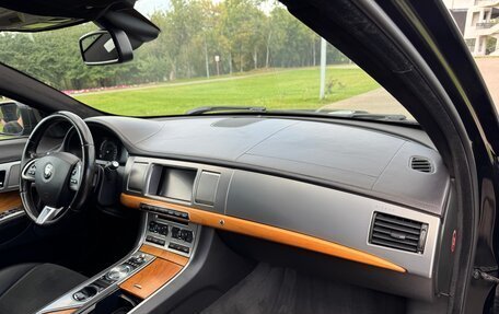Jaguar XF I рестайлинг, 2014 год, 1 150 000 рублей, 21 фотография