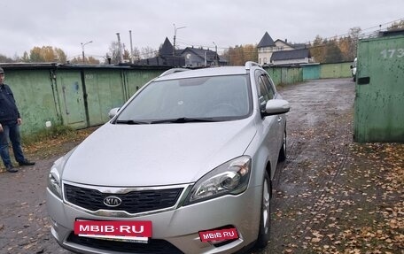 KIA cee'd I рестайлинг, 2011 год, 850 000 рублей, 3 фотография