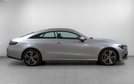 Mercedes-Benz E-Класс, 2020 год, 4 770 000 рублей, 4 фотография